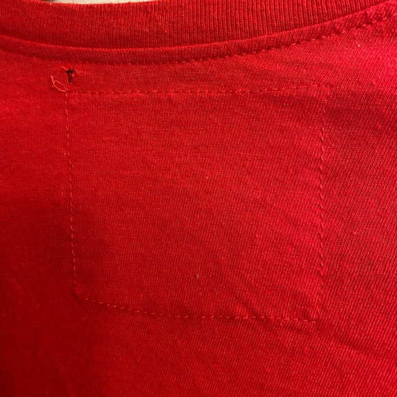 Atlanta Braves V-Neck T-Shirt - Picture 3 of 3